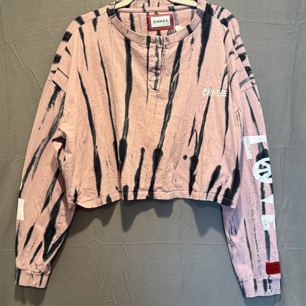 CHNGE Pink and Black Tie-Dye Cropped Top